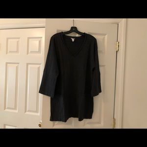 Chico’s vneck sweater...size 2...great condition